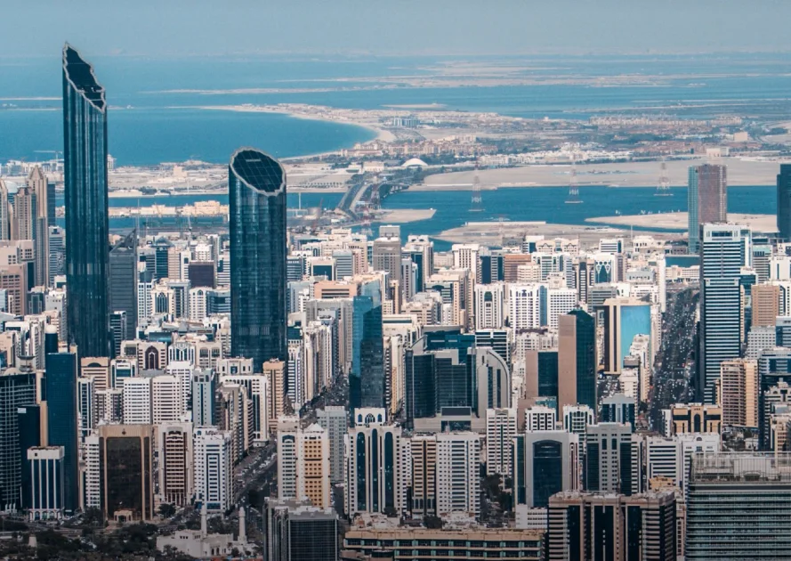 أبوظبي تطرح مناقصات لمراكز رياضية مجتمعية لتعزيز النمو العقاري والاستثماري