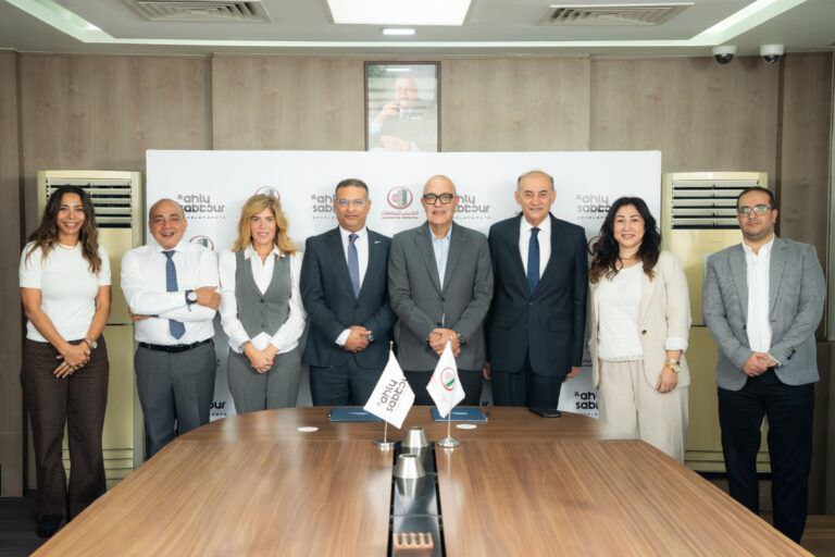 عقود إنشائية كبرى بـ3 مليارات جنيه… الأهلي صبور يرفع وتيرة العمل في مشروعات الساحل و6 أكتوبر ورأس الحكمة