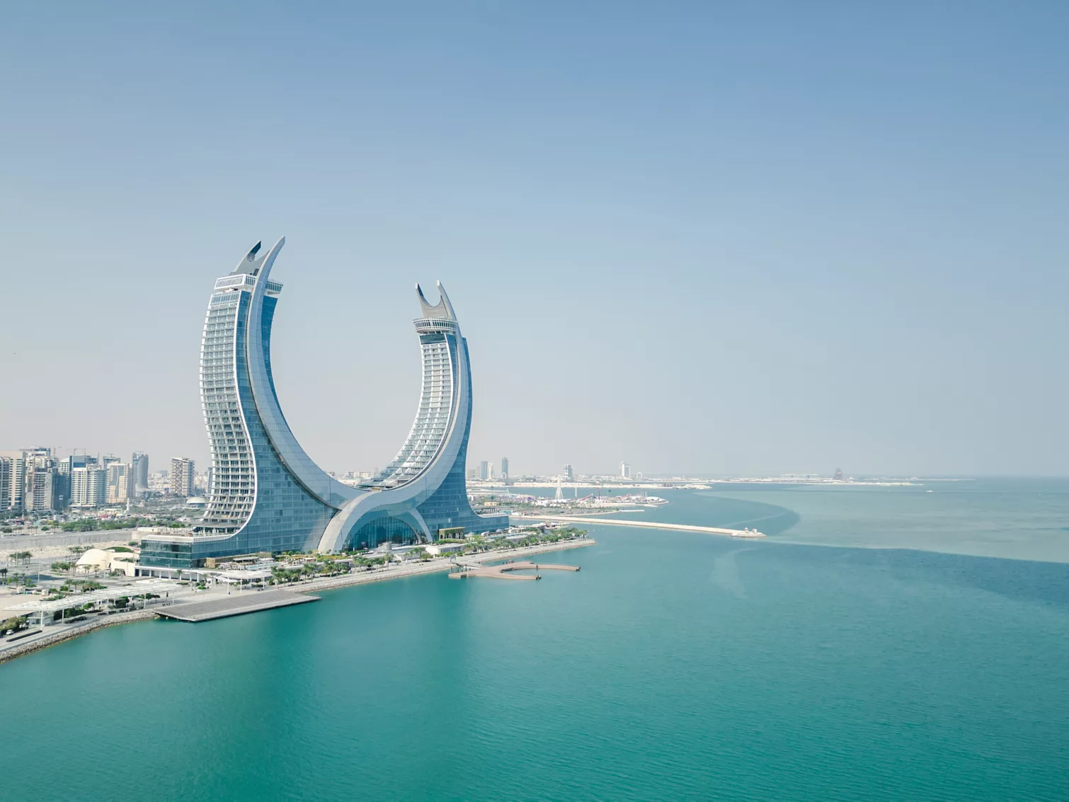 لوسيل تتصدر سوق المكاتب والعقارات السكنية في قطر مع نمو مستمر للمعاملات