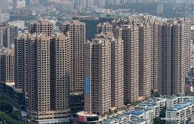 الصين تطلق خطة خمسية شاملة لإنقاذ سوق العقارات واستعادة استقراره الاقتصادي  إطلاق خطة طموحة للفترة 2026-2030 تركز على تجديد المدن وتحسين جودة المساكن وتخفيف المخاطر في قطاع يشهد تراجعاً مستمراً منذ سنوات