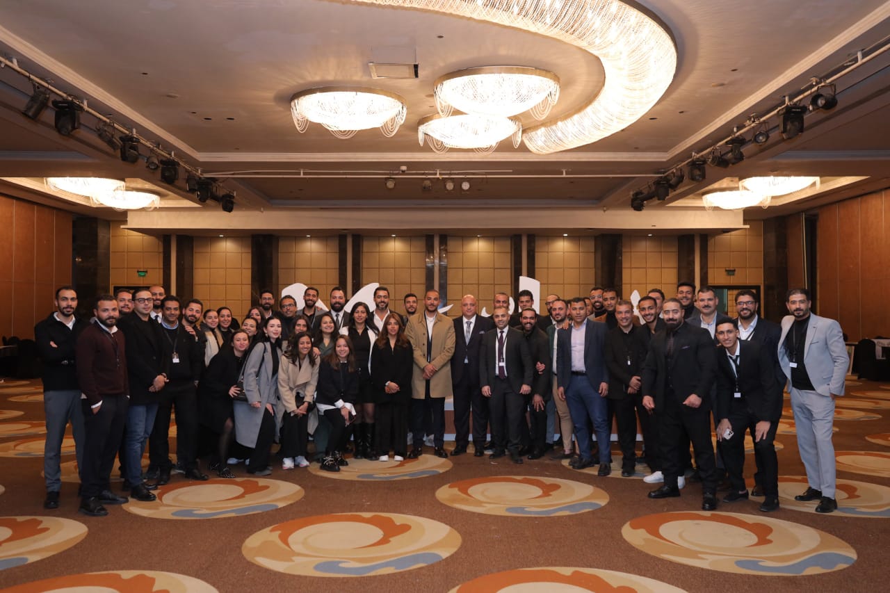 تحالف إبداعي لصياغة وجه جديد للسوق العقاري المصري.. AEMP وLARZ يطلقان شراكة استراتيجية لإنتاج محتوى بصري متكامل