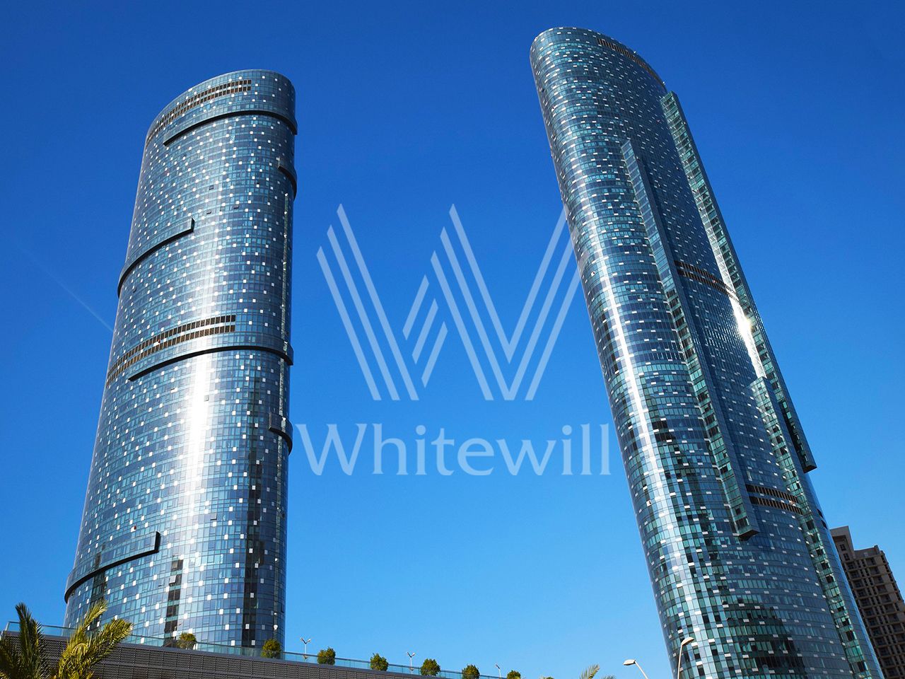 إمبراطورية الفخامـة تتجــدد.. 