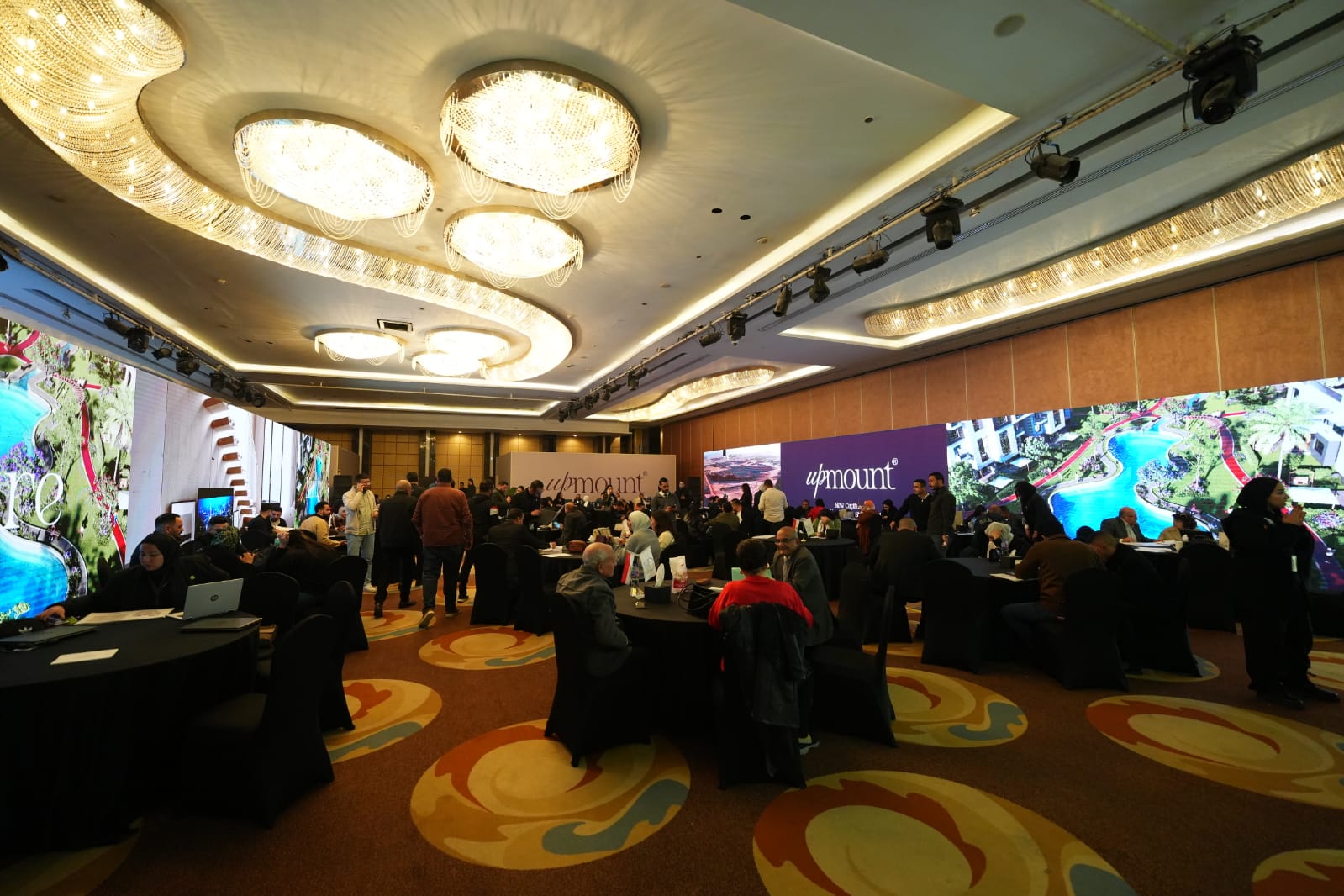 لقطة بارتفاع 6 أمتار.. 