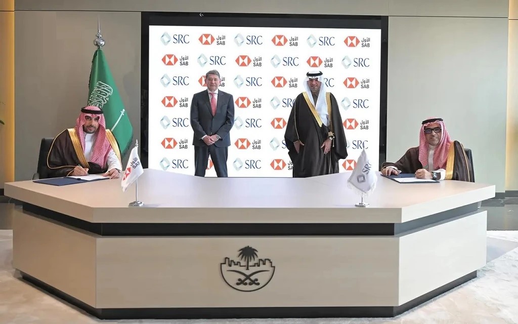 شركة إعادة التمويل العقاري السعودية تستحوذ على محفظة تمويلية من البنك الأول بحضور وزير الإسكان لدعم السيولة وتمكين التملك