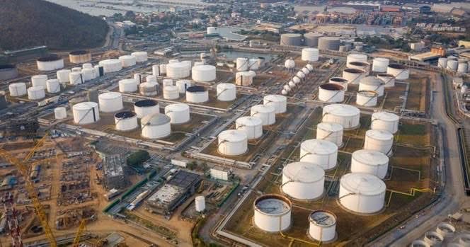 مستودعات النفط والغاز بالمغرب.. بنية تحتية استراتيجية تتسارع لدعم الأمن الطاقي العالمي      