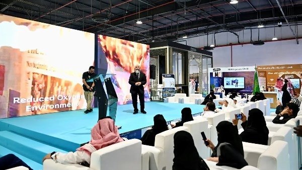 في اليوم الثاني من انطلاقه  