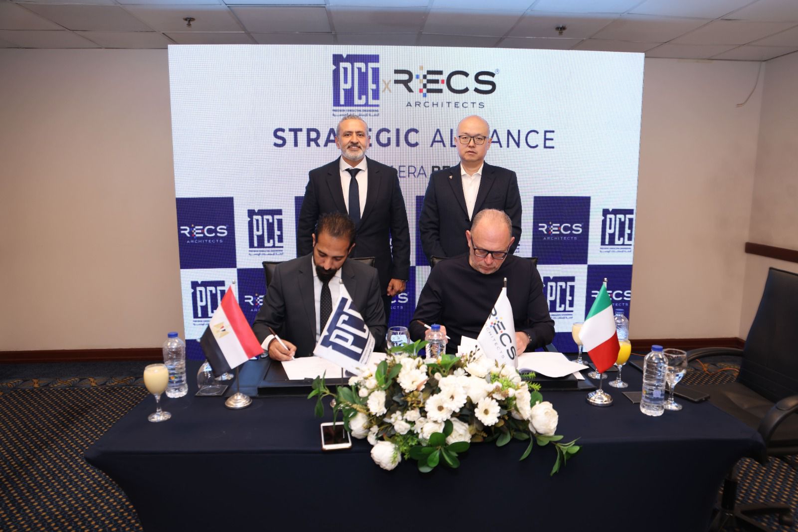 استهداف 150 مشروعاً في السعودية والإمارات وتدشين فنادق عالمية بالقاهرة وجدة بأحدث تقنيات الذكاء الاصطناعي تحالف هندسي مصري إيطالي بـ 10 مليارات دولار.. “PCE” و”Recs Architects”  يقودان ثورة الأبراج المستدامة