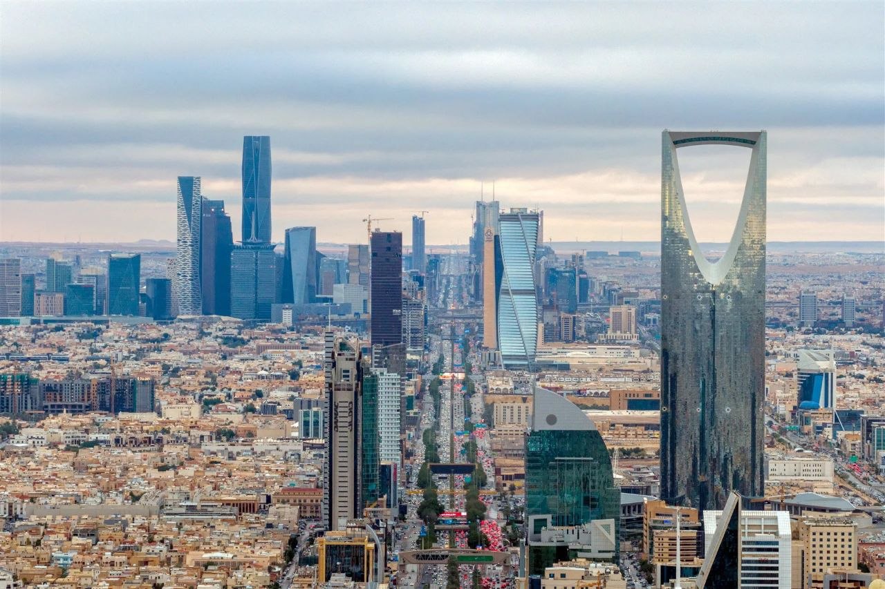 هيئة الرياض تطلق الموجّهات التصميمية للعصب التجاري المركزي